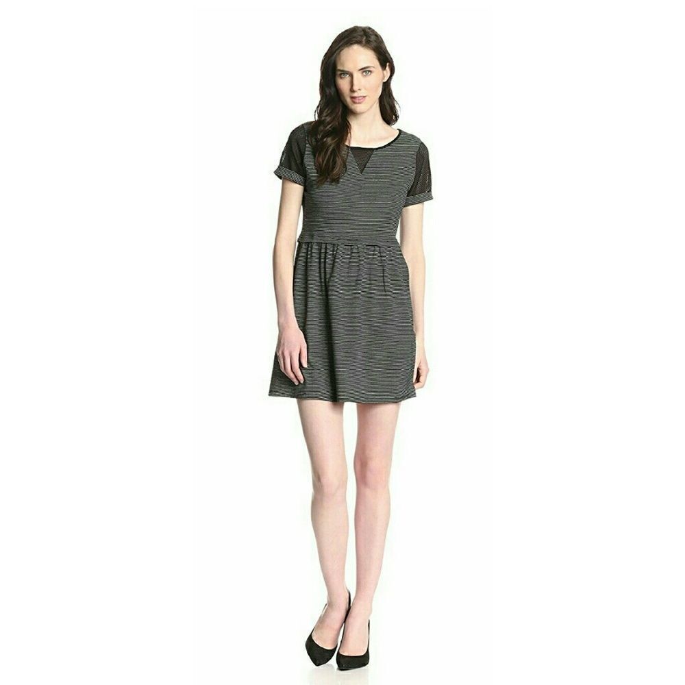 NWT Olive & Oak babydoll dress. Medium